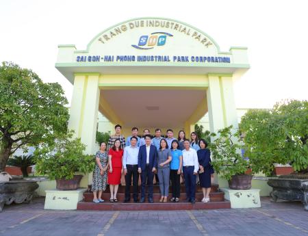 Huyện uỷ - HĐND - UBND Huyện An Lão thăm và chúc mừng  Công ty CP KCN Sài Gòn – Hải Phòng nhân Ngày Doanh nhân Việt Nam 